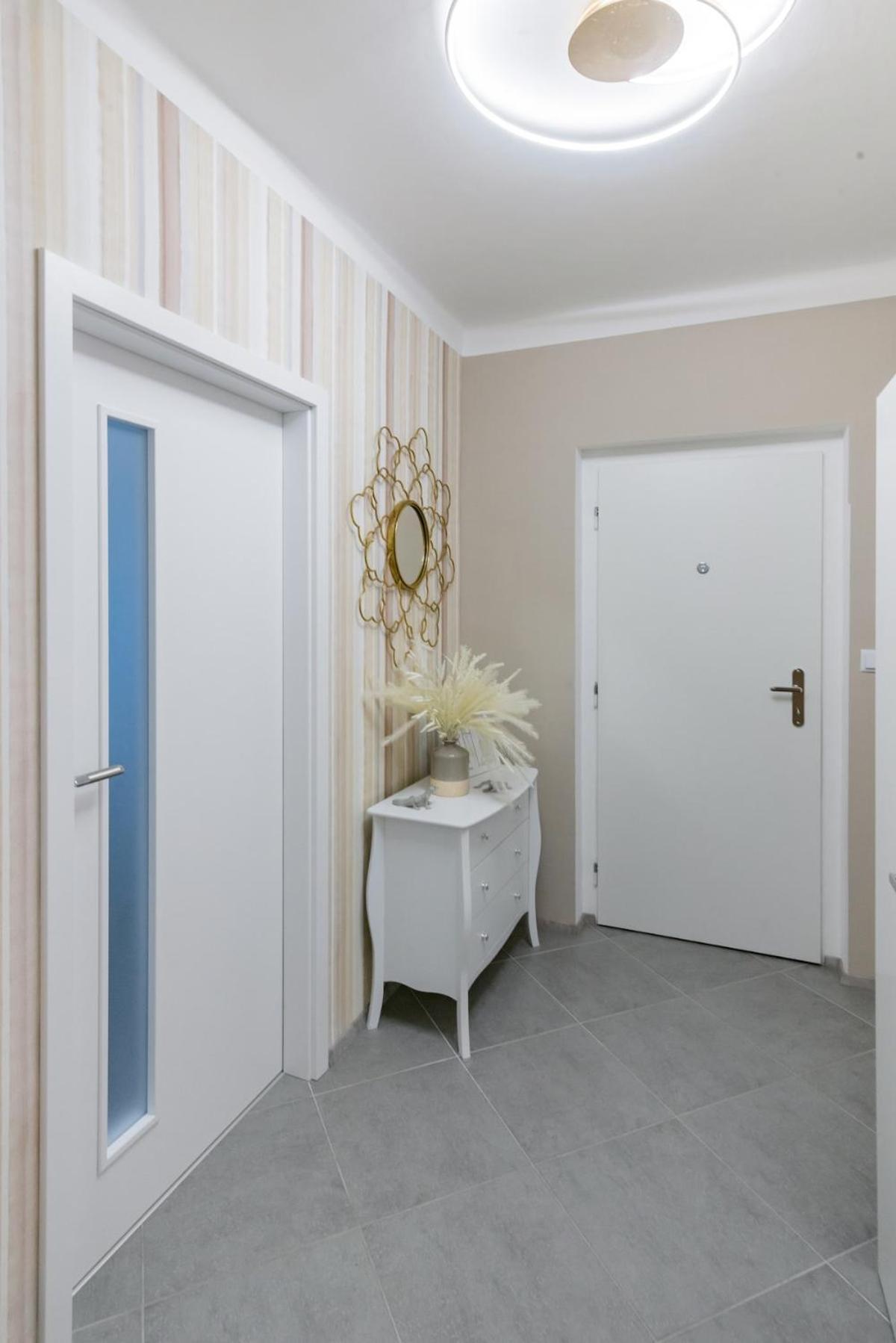 Pastel Art Deco 3bdr Ruterra Daire *